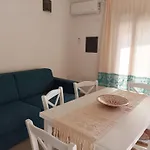 The Fantastic Resid Badus T6sv 2bedapt Sleeps 6 * Бадеси