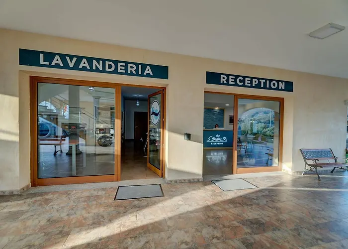 The Fantastic Resid Badus T6sv 2bedapt Sleeps 6 *