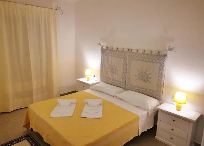 The Fantastic Resid Badus T6sv 2bedapt Sleeps 6 * Badesi