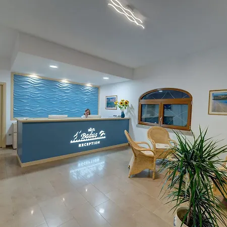 The Fantastic Resid Badus T6sv 2bedapt Sleeps 6