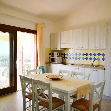 The Fantastic Resid Badus T6sv 2bedapt Sleeps 6 * Badesi
