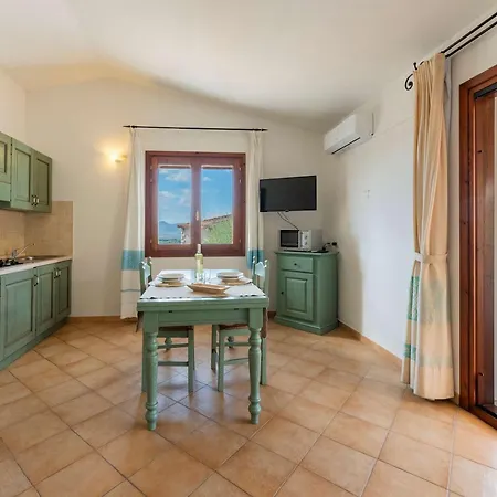The Fantastic Resid Badus T6sv 2bedapt Sleeps 6 * Badesi