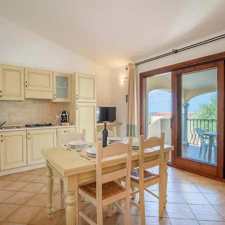 The Fantastic Resid Badus T6sv 2bedapt Sleeps 6 Apartmán Badesi