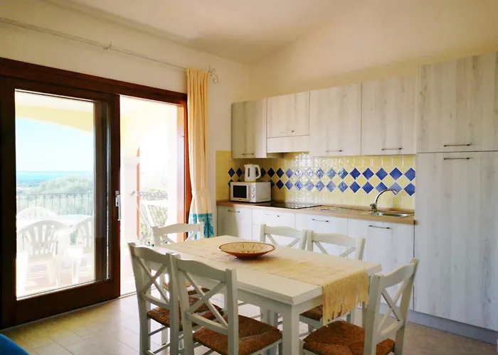 The Fantastic Resid Badus T6sv 2bedapt Sleeps 6 * Badesi