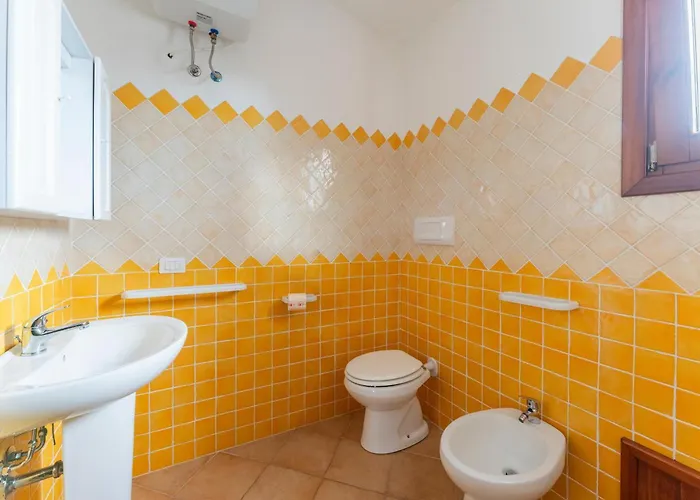 The Fantastic Resid Badus T6sv 2bedapt Sleeps 6 Apartment Badesi